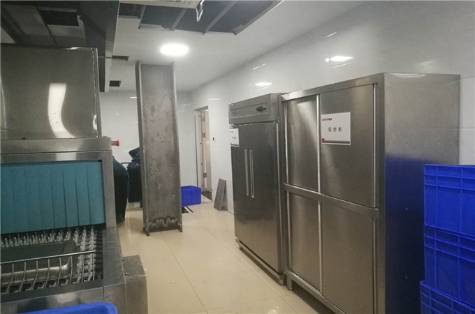 食堂廚房設(shè)備分為哪些區(qū)域呢？